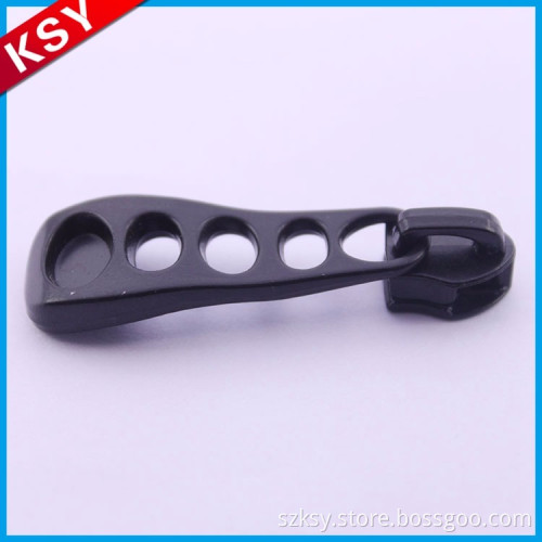 Promotional Price Professional Production Manufacturer China Light Gold Fancy Zipper Puller For Handbag